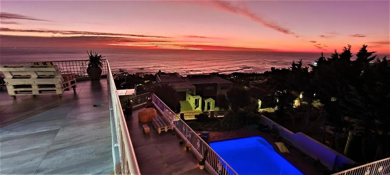 African Vibes Camps Bay Le Cap 4*,
